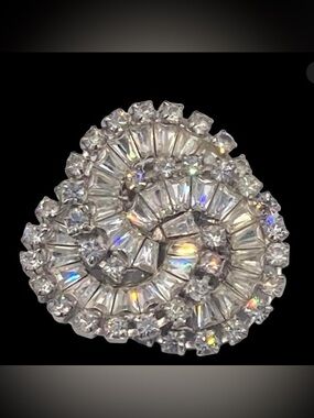 Vintage Warner Pinwheel Trapezoid Rhinestone Brooch